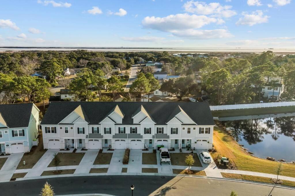 Beau Coast Getaway Villa Beaufort Exterior photo
