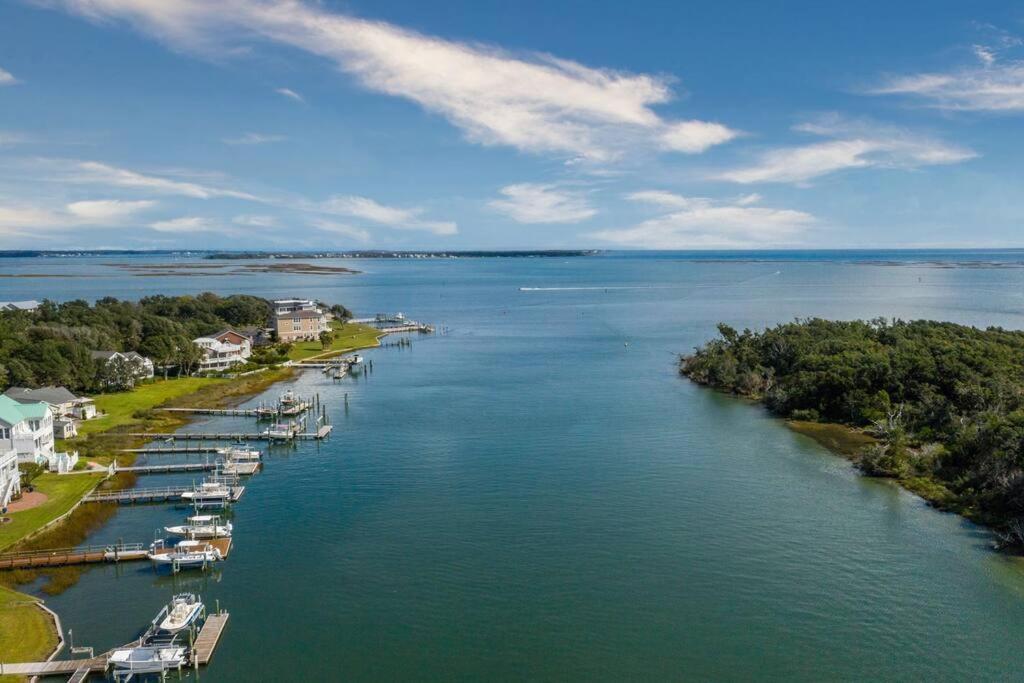 Beau Coast Getaway Villa Beaufort Exterior photo